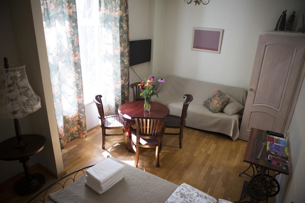 Centro Apartment Near Gedimas Avenue ヴィリニュス エクステリア 写真